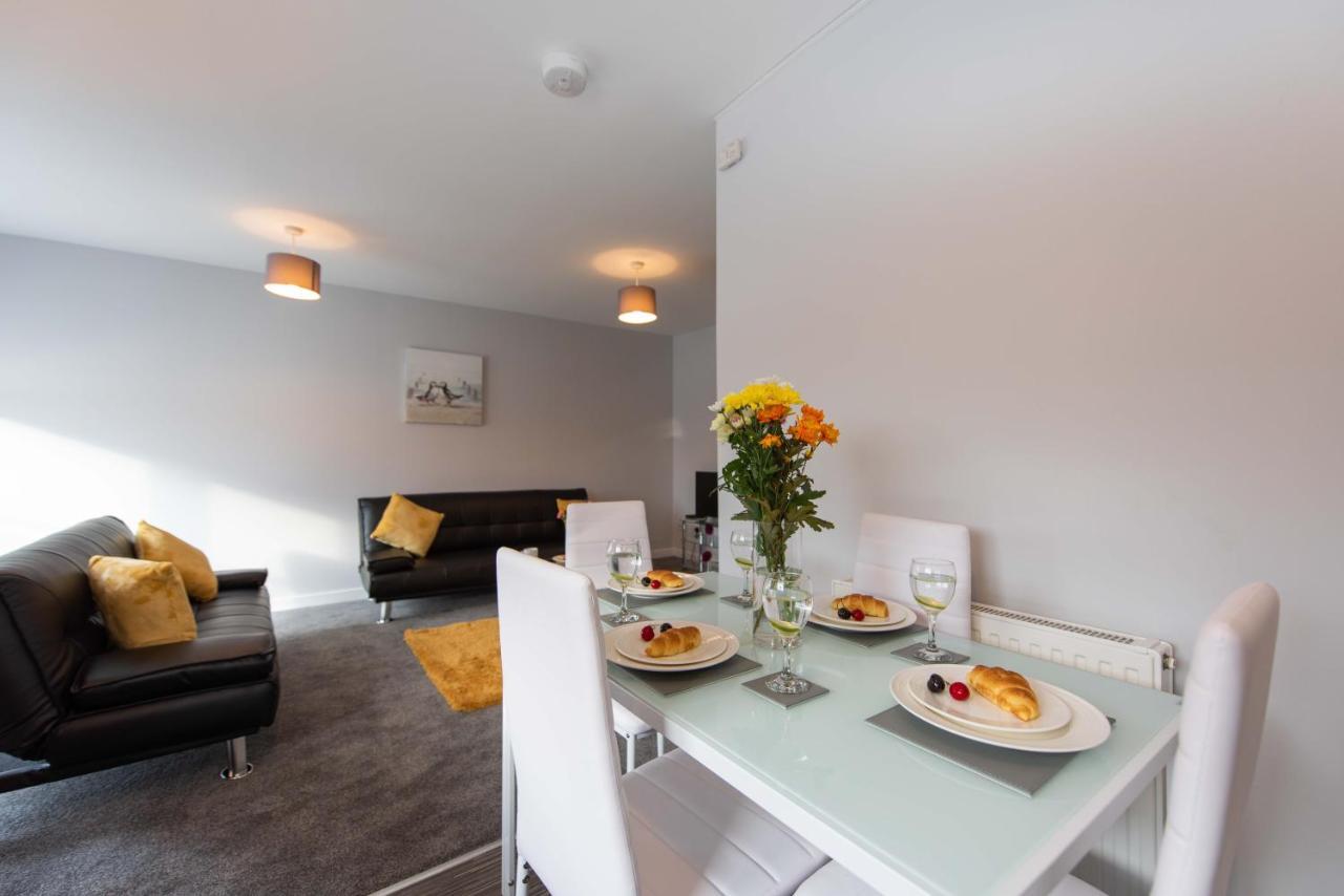 Premier - Wishaw En-Suite Apartment Exteriör bild